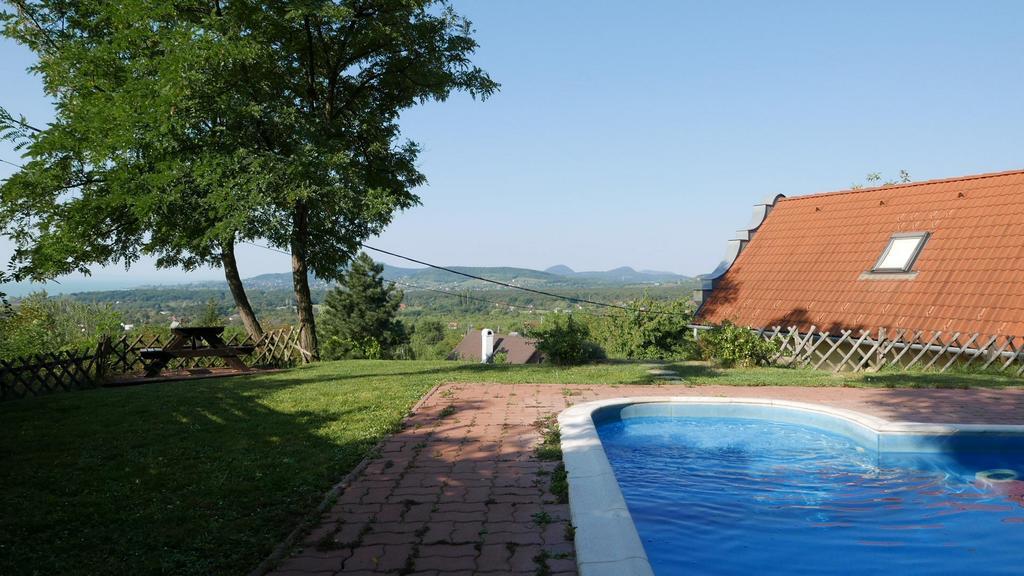 Hillside Apartments Révfülöp Екстериор снимка