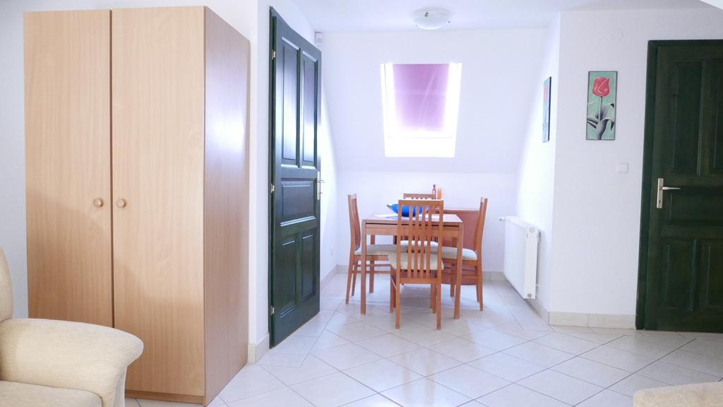 Hillside Apartments Révfülöp Екстериор снимка