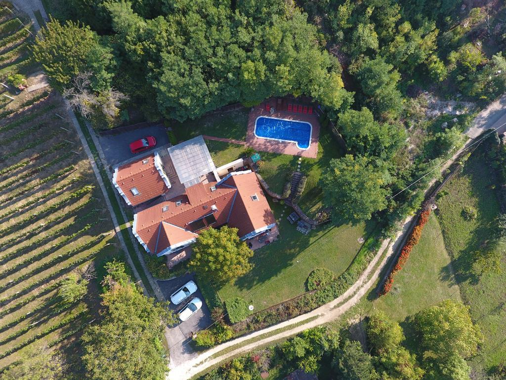 Hillside Apartments Révfülöp Екстериор снимка
