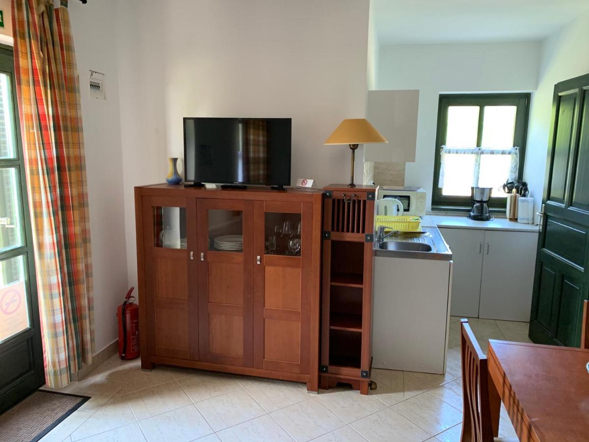 Hillside Apartments Révfülöp Екстериор снимка